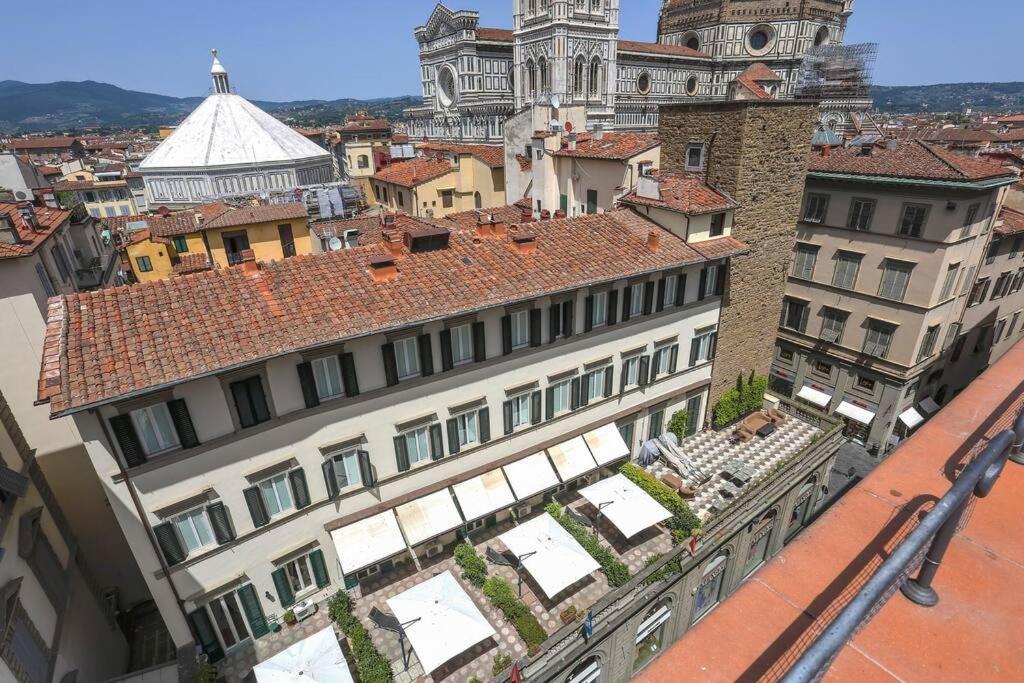 Next To The Duomo Of Florence, Lorenzo, With Private Terrace Appartement *